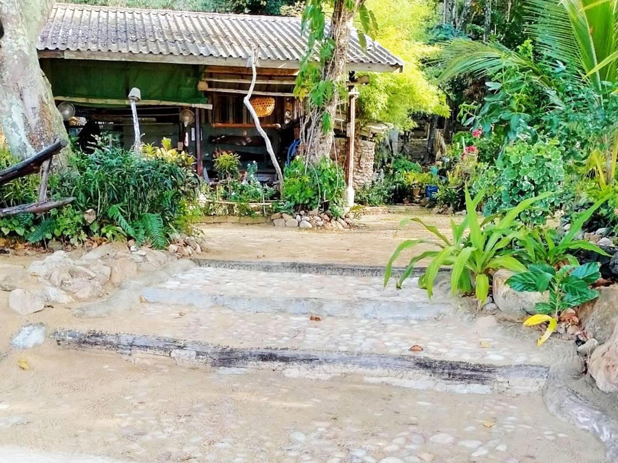 Room In Bungalow - Breathtaking Cottage Of Koh Pu Koh Jum Exterior foto